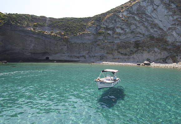 swimming in ponza