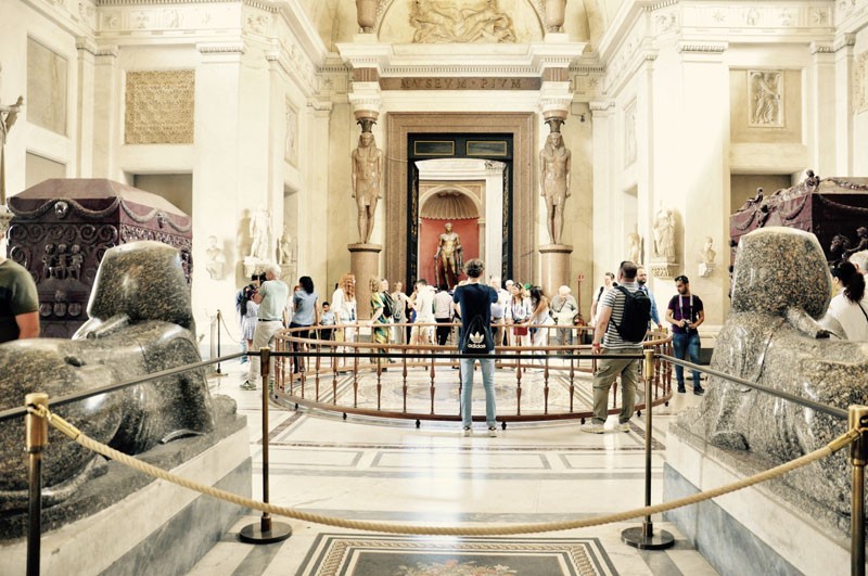 Vatican Breakfast Tour with an Insider EcoArt travel